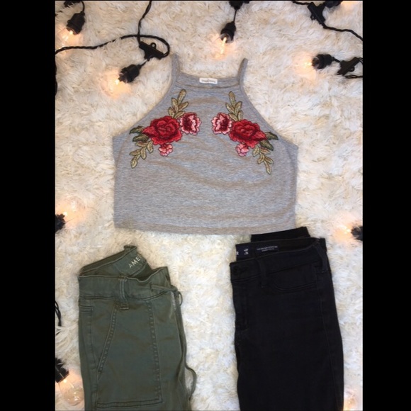 • VintageDressing • Rose Embroidered Halter Top - Picture 1 of 4